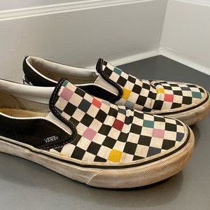 Women’s Rainbow Checkered Slip On Vans